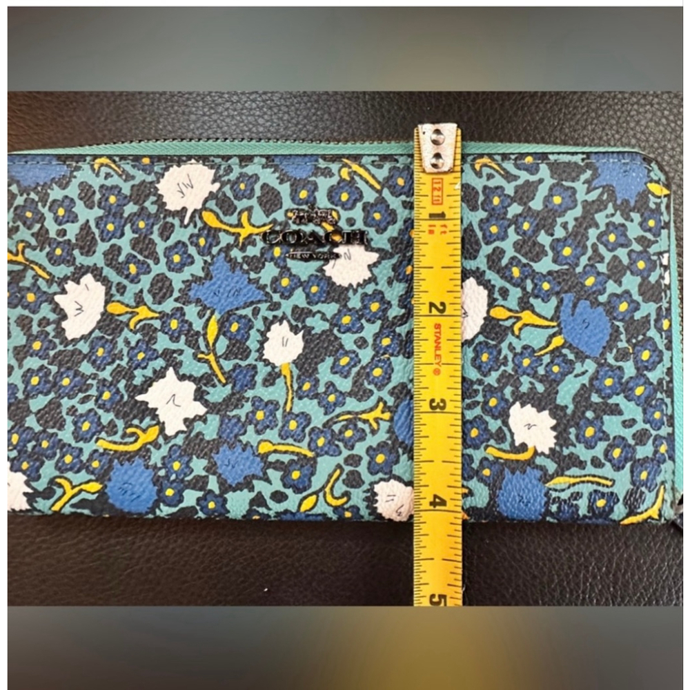 Coach Yankee Floral Print Zippy Wallet – Teal Blue Leather with Black Hardware - Picture 7 of 8